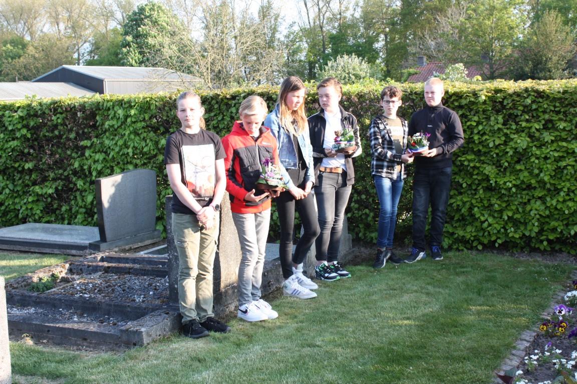 dodenherdenking 4 mei 2022 18 Middel