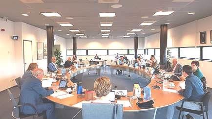 raadsvergadering coronatijd